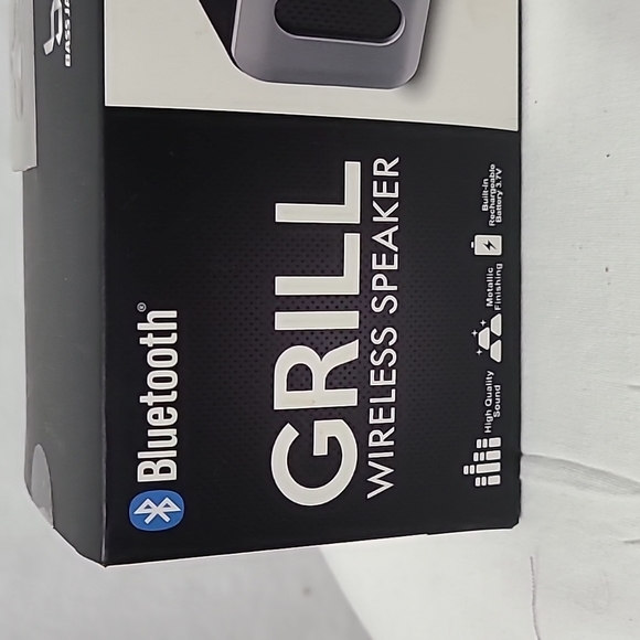 Bluetooth Speaker - Picture 3 of 8